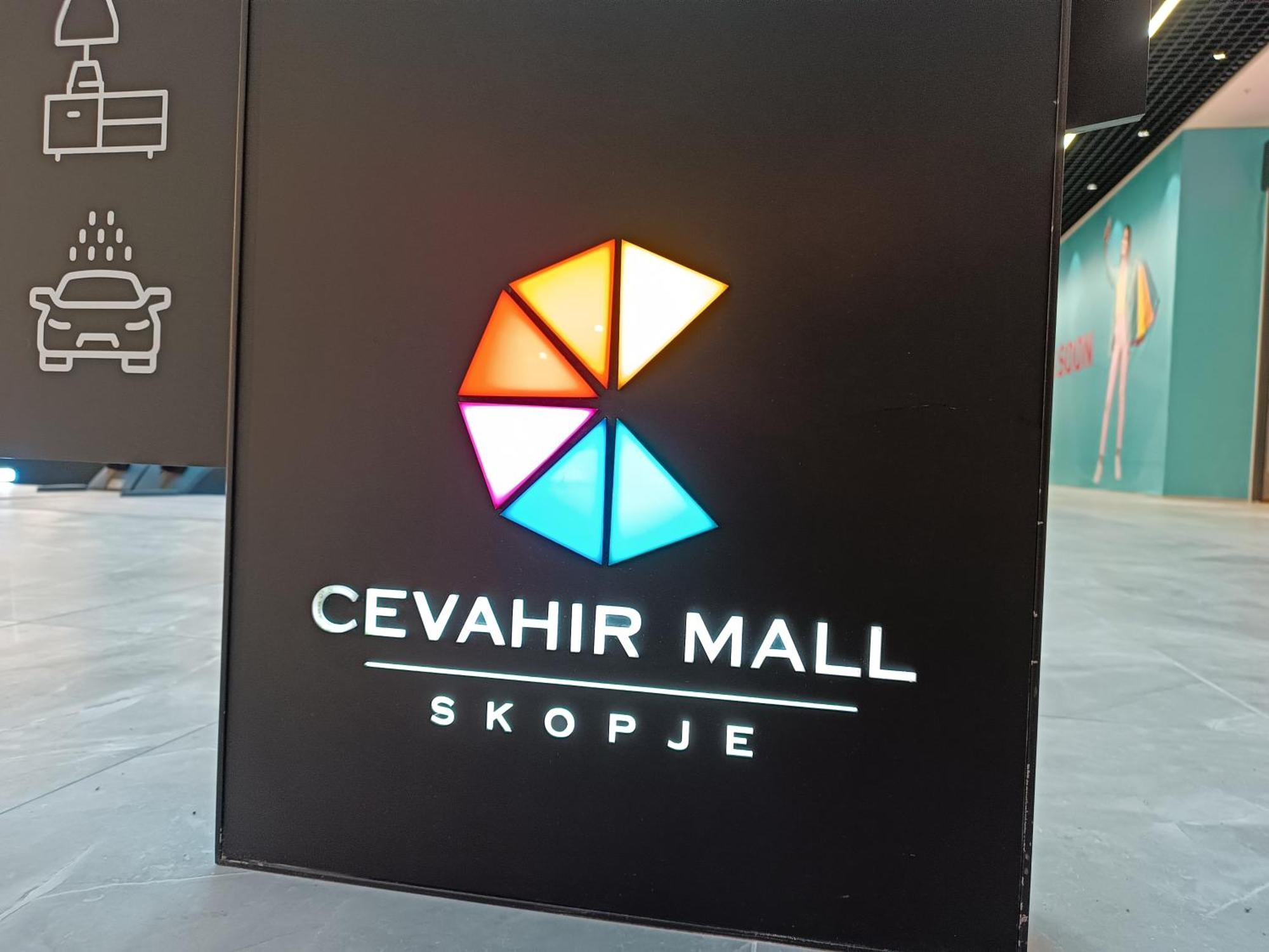33Rd Floor Twin Apartments In Cevahir Sky City Complex With Pool, Spa, Fitness And Parking Included In Price Skopje Extérieur photo