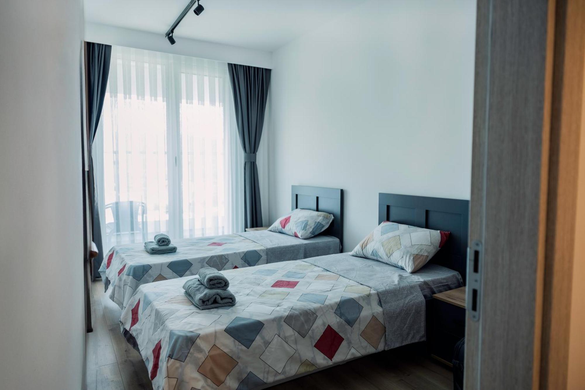 33Rd Floor Twin Apartments In Cevahir Sky City Complex With Pool, Spa, Fitness And Parking Included In Price Skopje Extérieur photo
