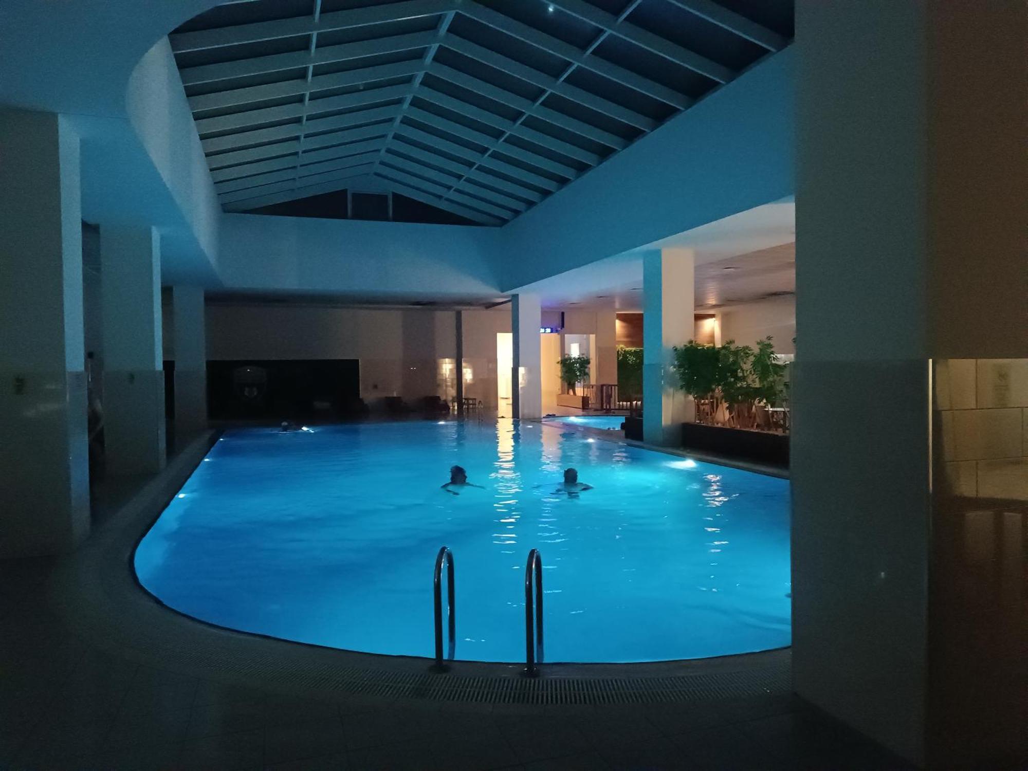 33Rd Floor Twin Apartments In Cevahir Sky City Complex With Pool, Spa, Fitness And Parking Included In Price Skopje Extérieur photo