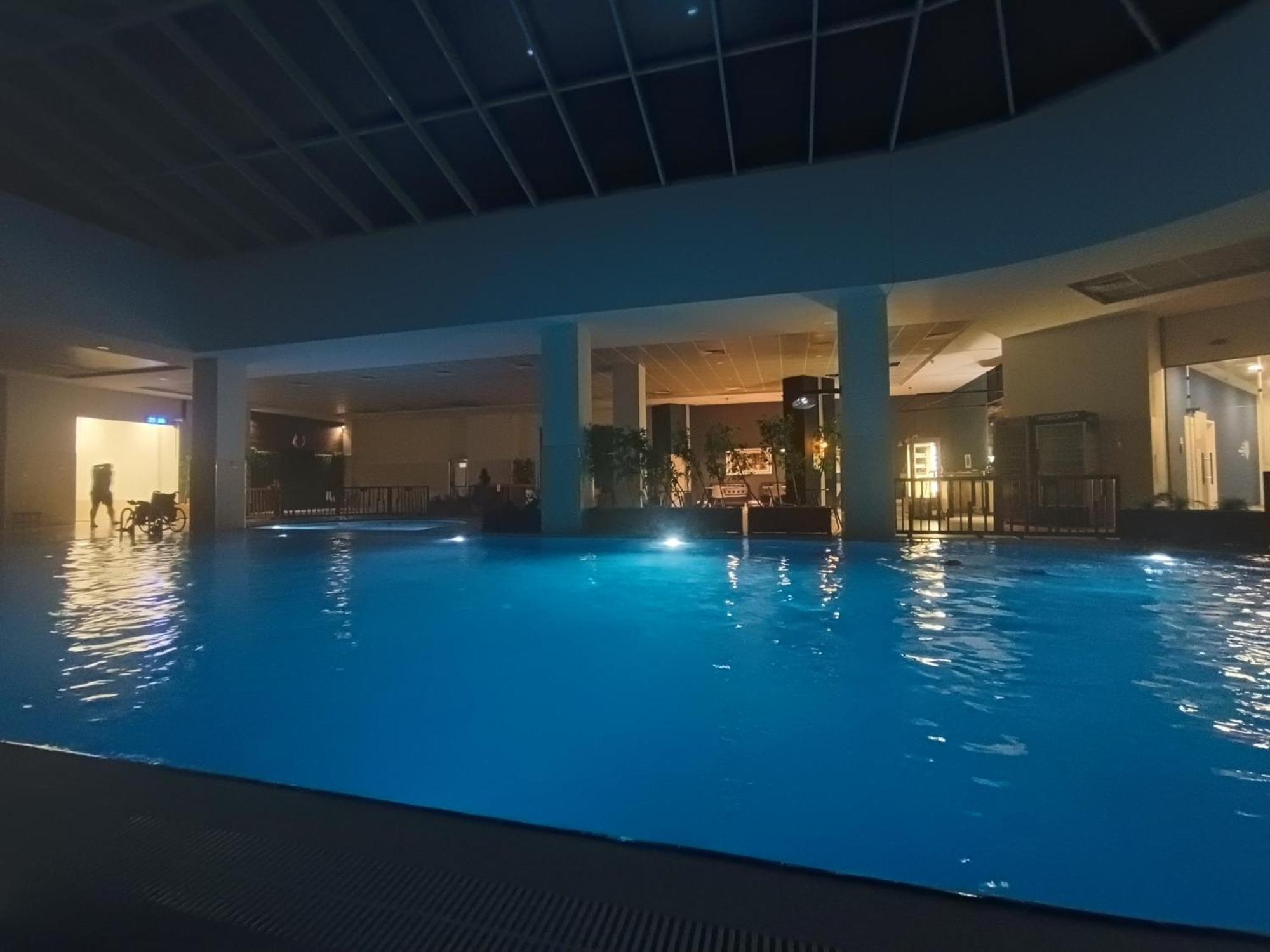 33Rd Floor Twin Apartments In Cevahir Sky City Complex With Pool, Spa, Fitness And Parking Included In Price Skopje Extérieur photo